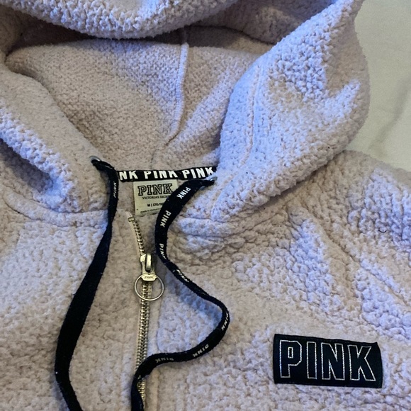 sweater - Picture 3 of 4